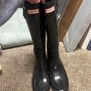 Knee high Hunter Rain boots